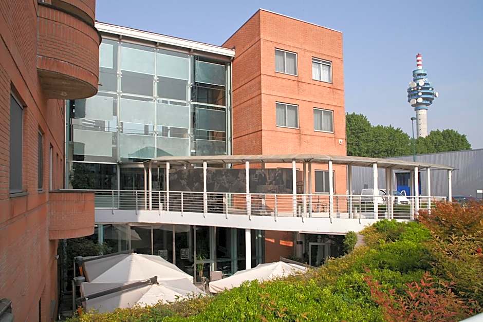 Hotel Studios