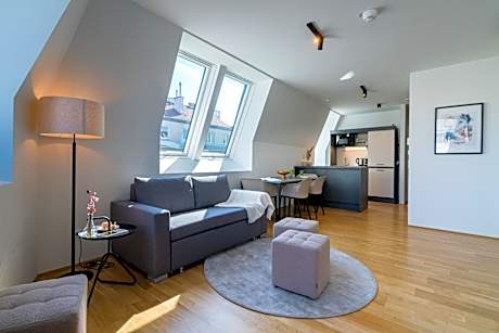 One-Bedroom Premier Apartment