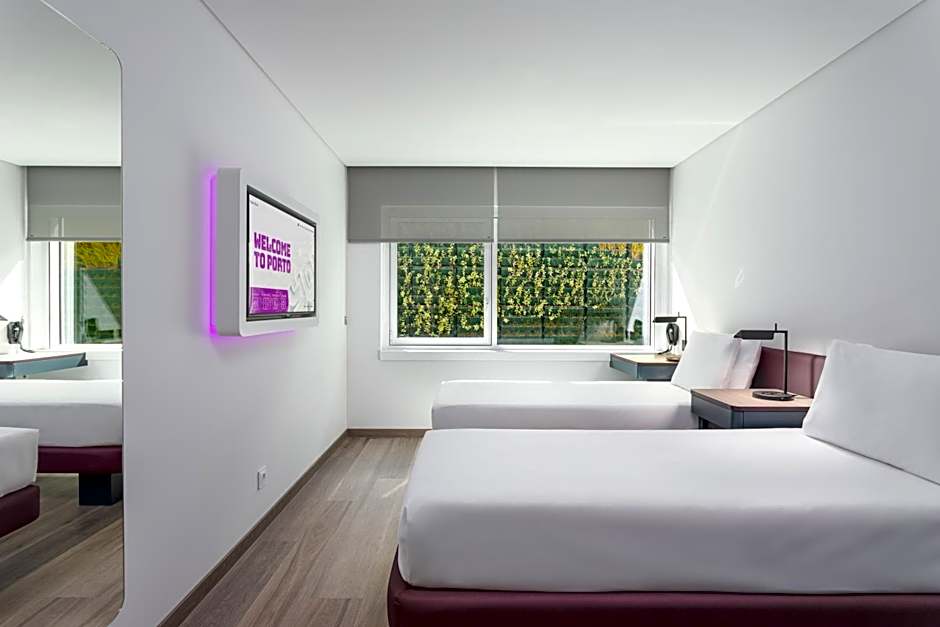 YOTEL Porto