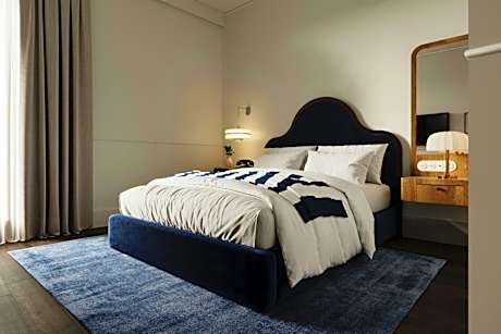 Classic Queen Room with Sea View
