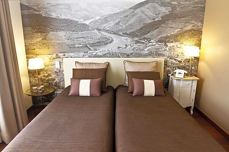 Oca Ribeira do Porto Hotel