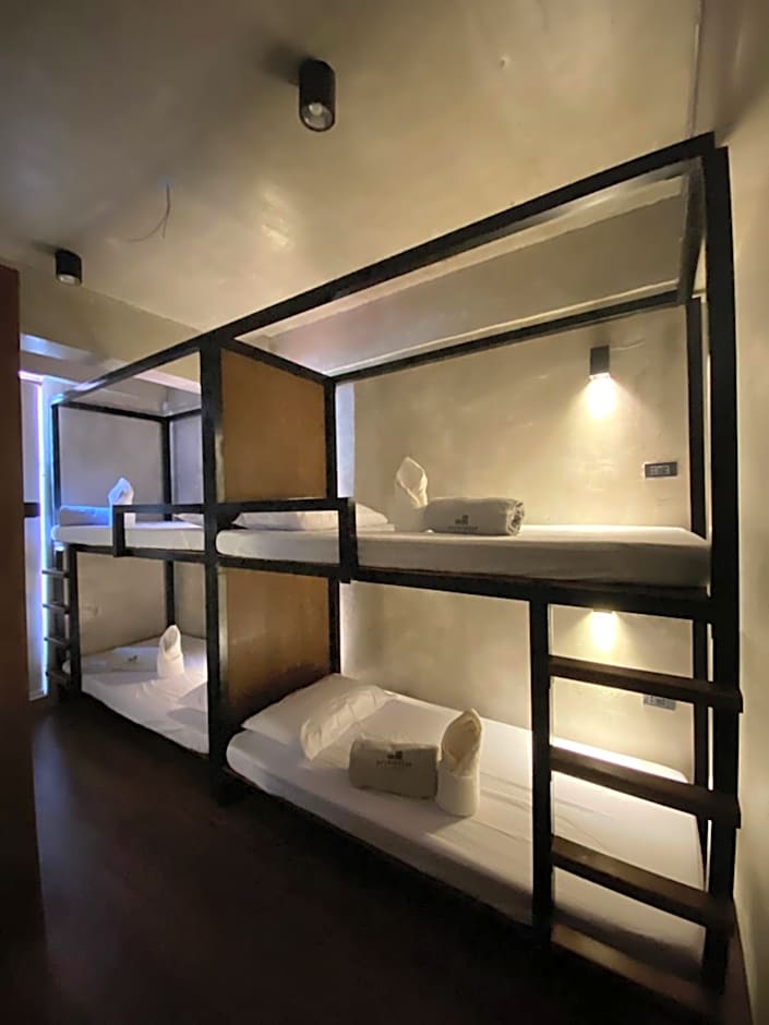 Shorebreak Hostel San Juan La Union