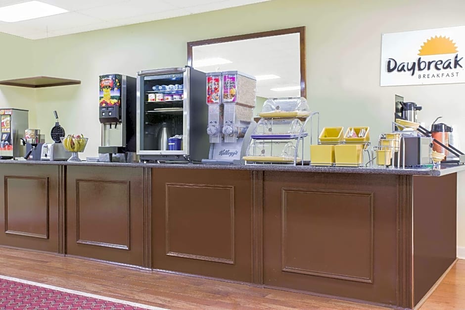 Days Inn by Wyndham Milledgeville