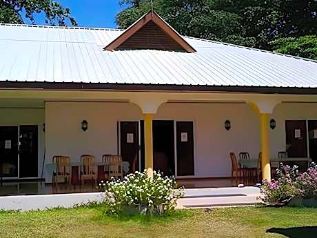 Petra's Guest House