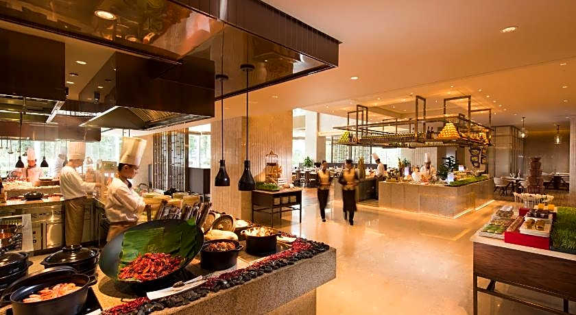 DoubleTree by Hilton Anshun