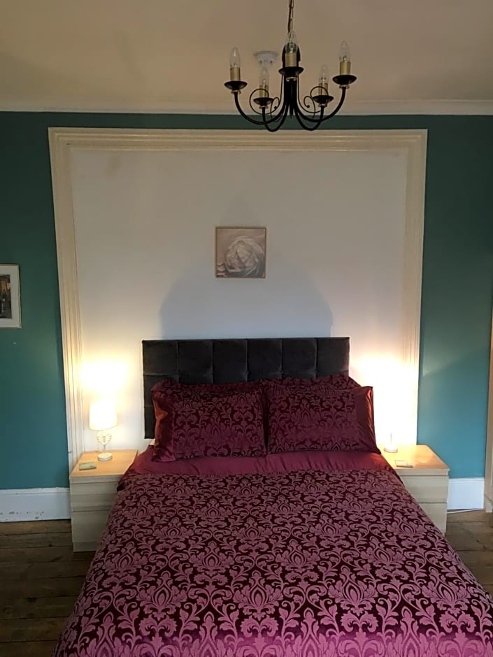 The Townhouse B and B free continental breakfast included