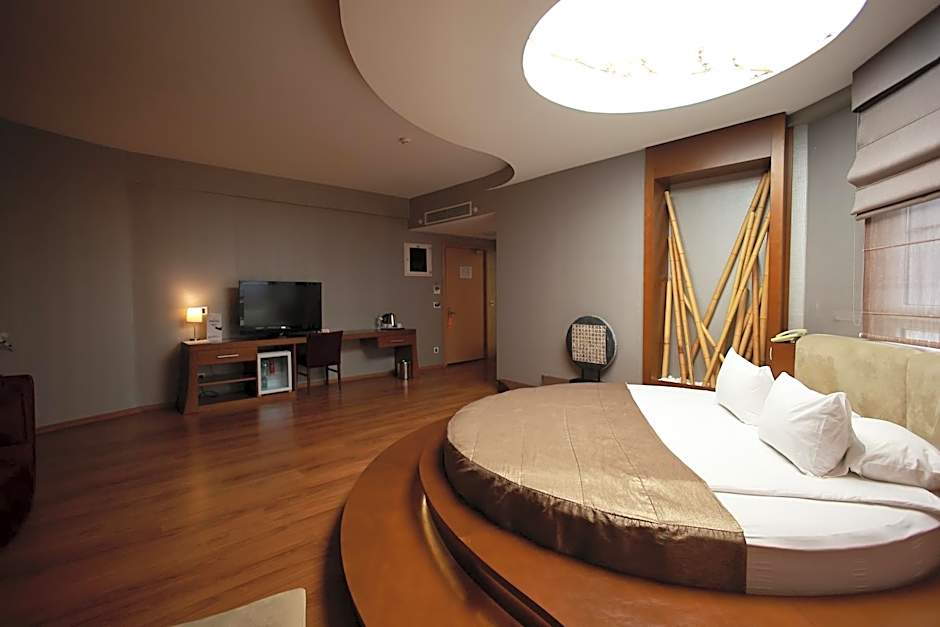 Orucoglu Oreko Hotel