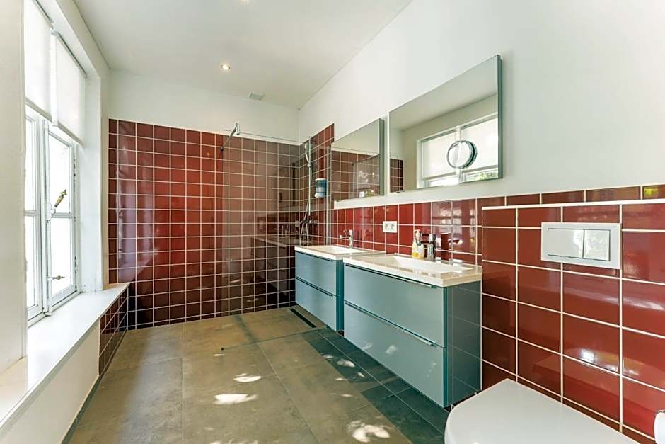 Lake Suites