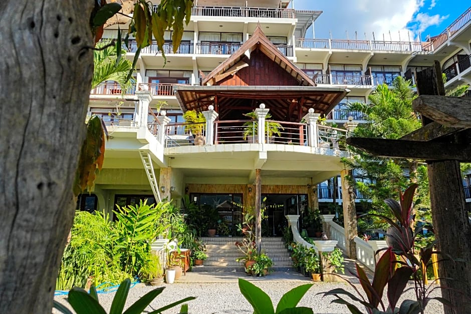 Silver Naga Hotel