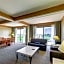 Comfort Inn & Suites Plano East