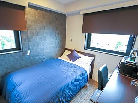 Semi Double Room - Smoking