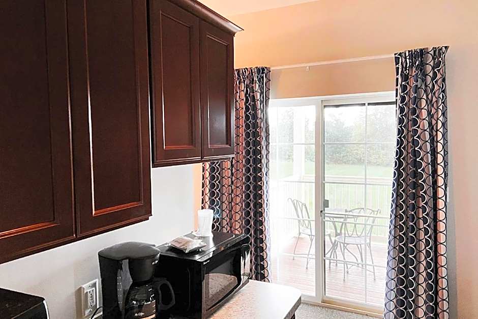 Brinton Suites