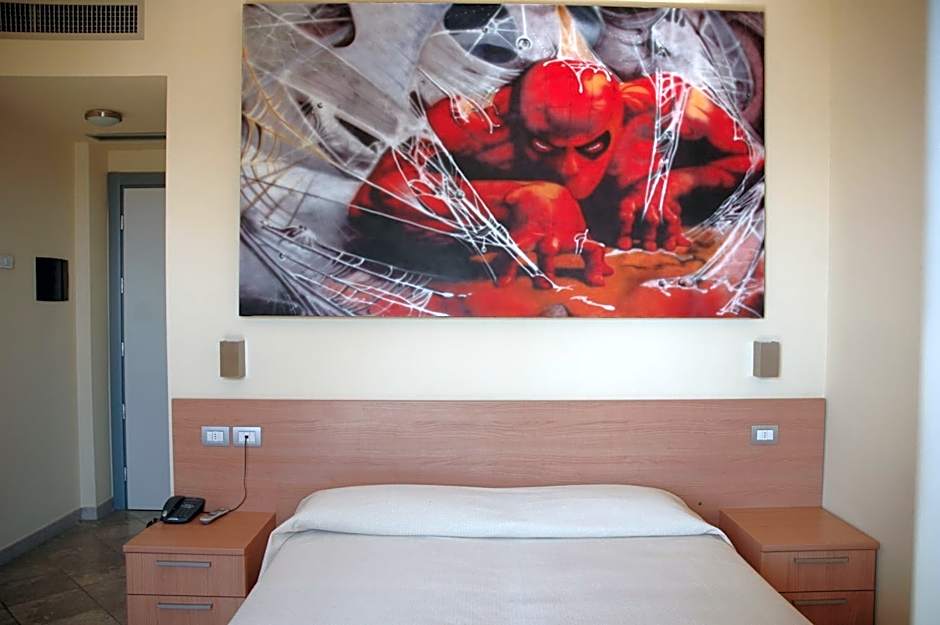 Foto 1 di 5 di 1 Double Bed or 2 Beds