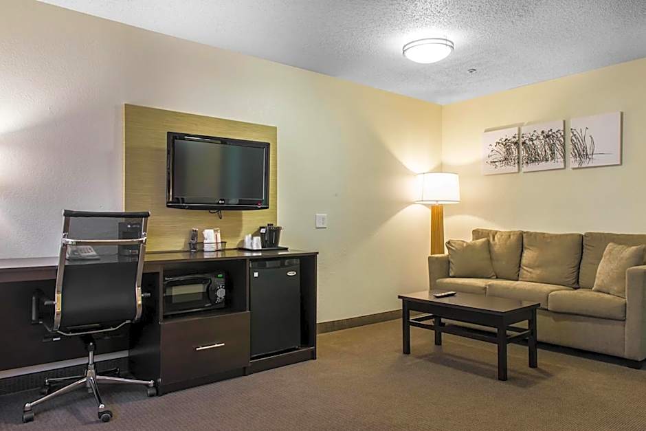 Mainstay Suites Pittsburgh Airport