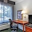 La Quinta Inn & Suites by Wyndham Melbourne