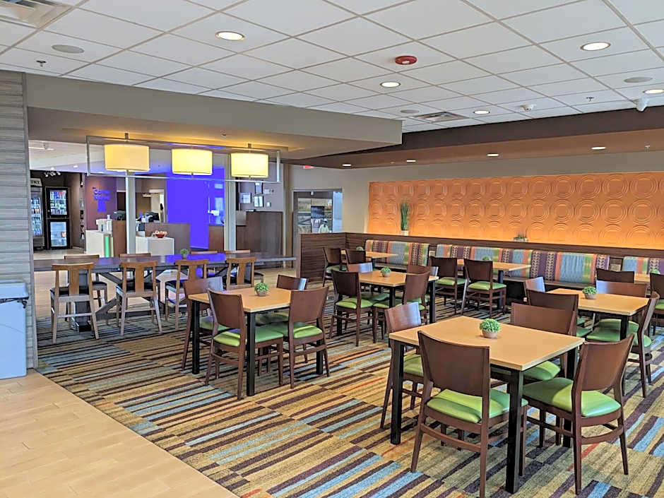 Fairfield Inn & Suites by Marriott Poplar Bluff