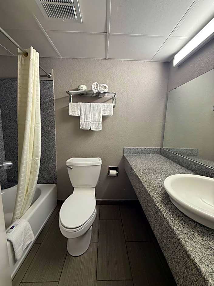 Motel 6-Oklahoma City, OK - South