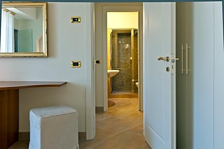 Deluxe Junior Suite