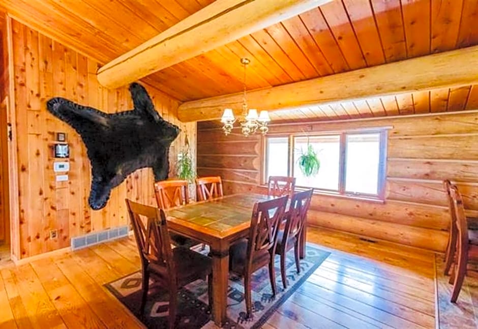 Aurora Villa