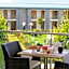 ISA-Residence with swimming-pool in Barberino-Tavernelle, apartments with air conditioning and private outdoor area