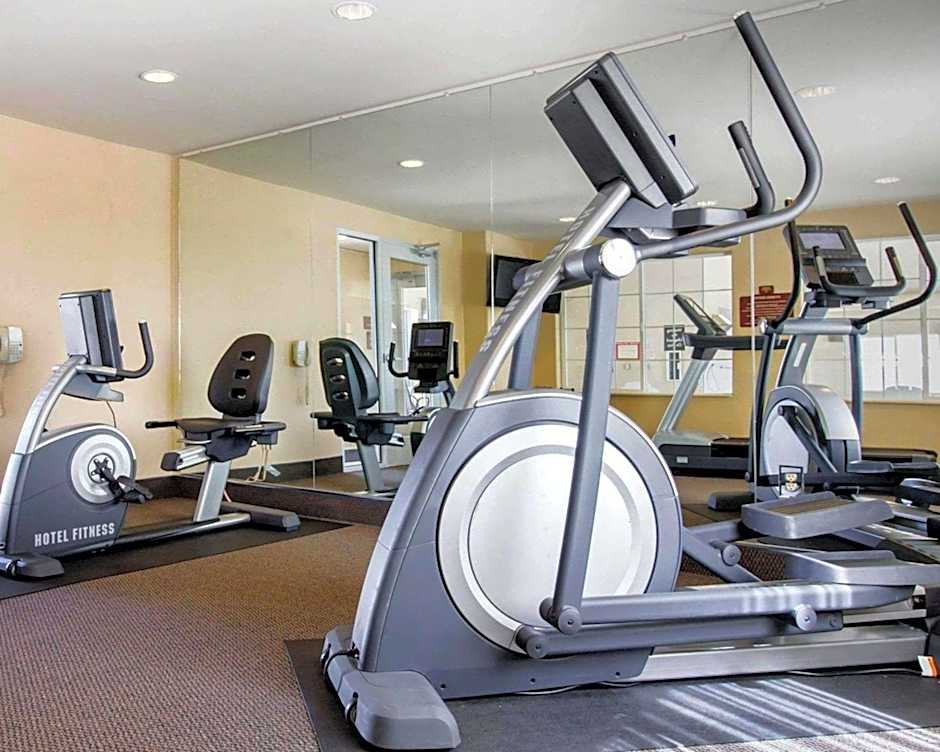 Sleep Inn & Suites Evansville - Casper