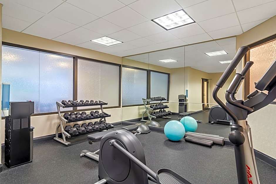 Holiday Inn Express & Suites Jacksonville South East - Medical Center Area By IHG