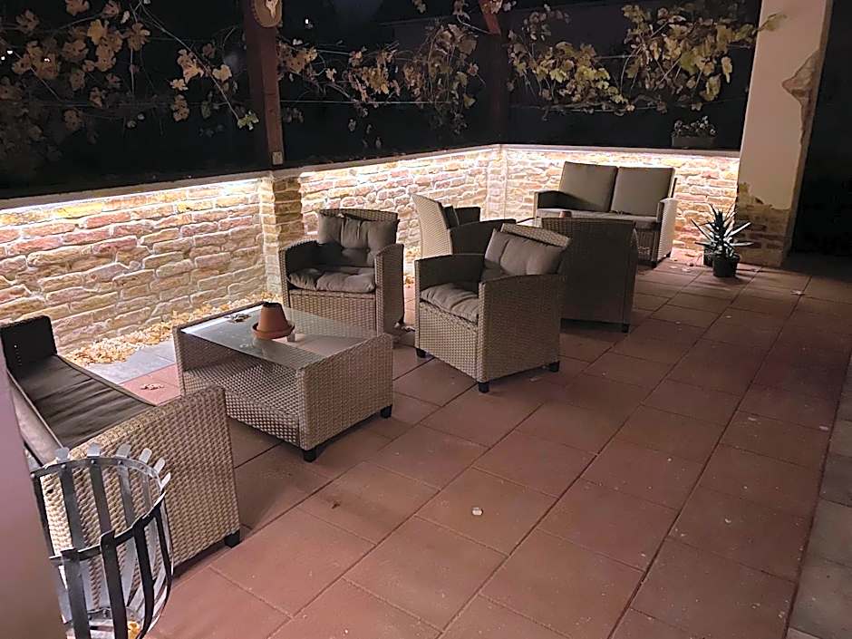 Kamarás Klastrom House