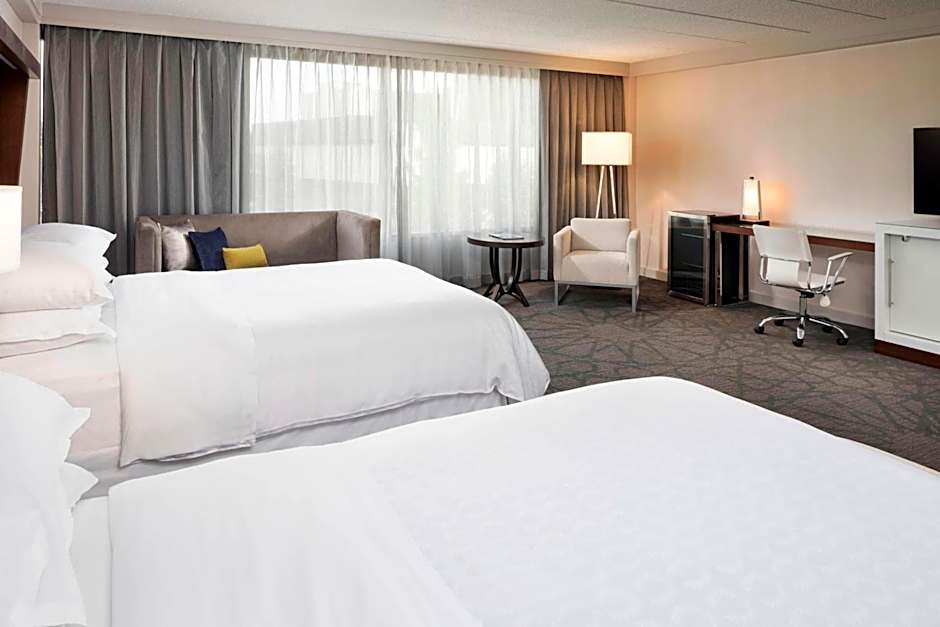 Sheraton Bloomington Hotel