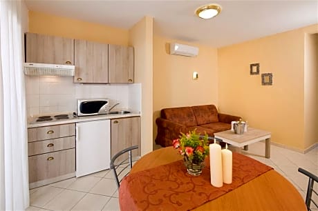 SUPERIOR APARTMENT FOR 4+2 PERSONS
