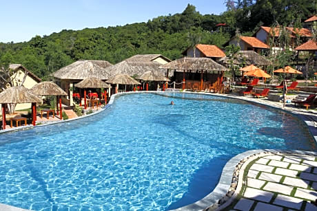 Daisy Resort