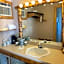 Tahoe Valley Lodge