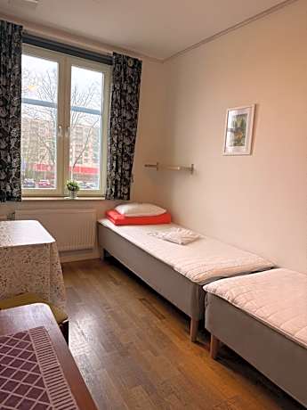 Twin Room with Shared Bathroom