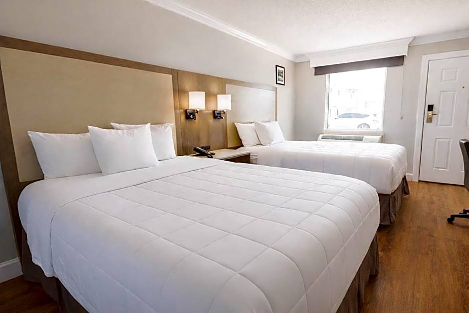 Destin Inn & Suites