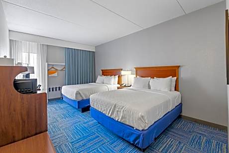 Queen Room with Two Queen Beds - Non-Smoking