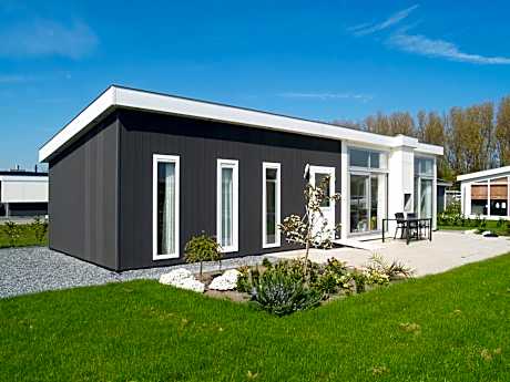 Two Bedroom Chalet - Pavilion 4