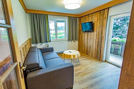 One-Bedroom Apartment with Balcony