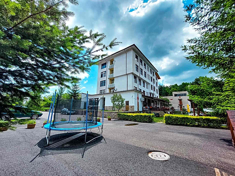 Хотел Кючуковата Къща