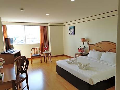 Deluxe Double or Twin Room