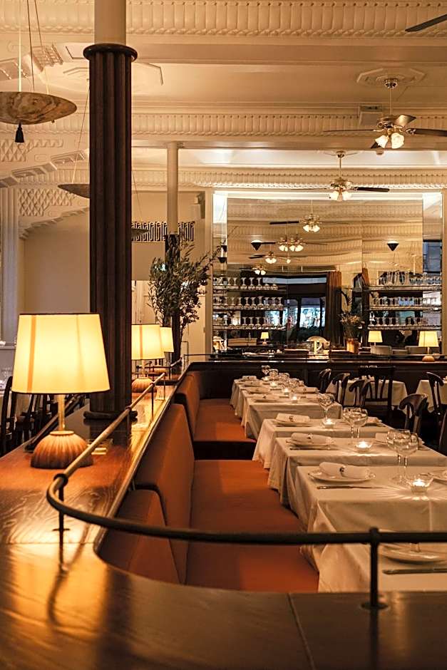 Hotel Carlton's Montmartre