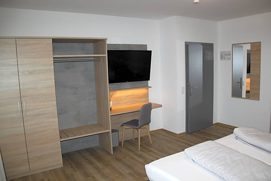 Hotel & Restaurant am Kirschberg