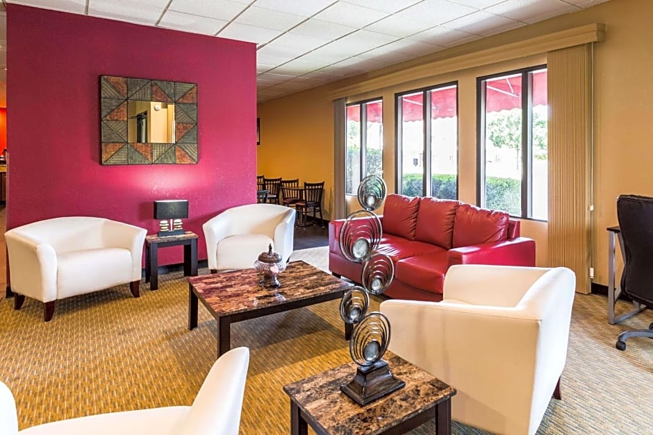 Econo Lodge Homewood - Birmingham – Birmingham, AL