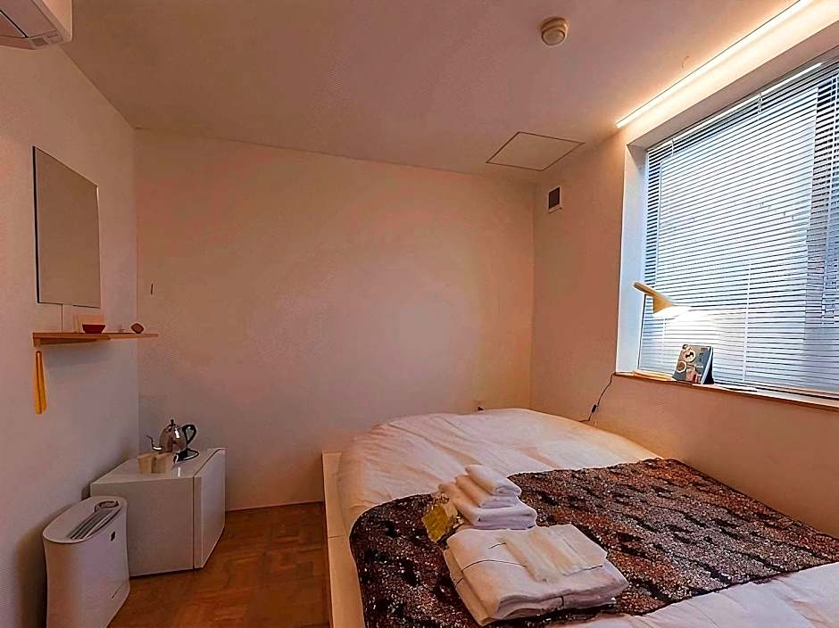 plat hostel keikyu haneda home