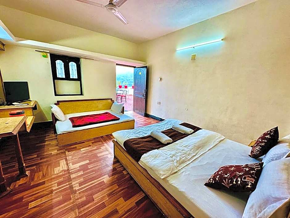 Hotel SSR Palace Mount Abu