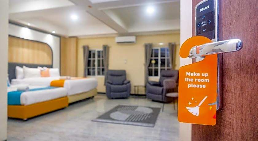 Sans Hotel City Park Medoho Semarang