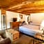 The Boulder Creek Lodge