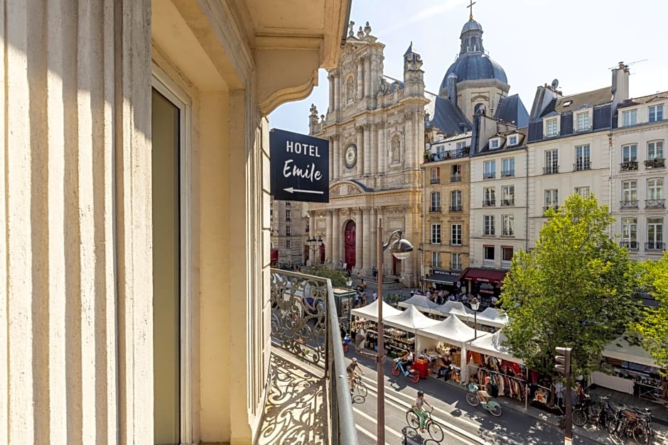 Hotel Emile