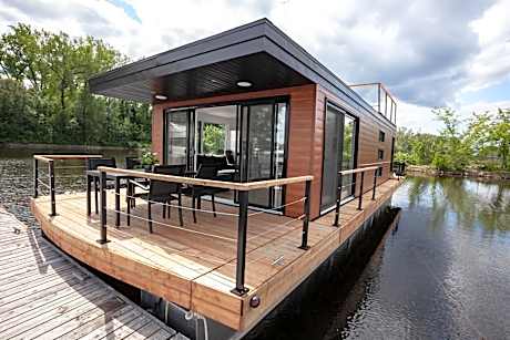 Yacht Club de Trois-Rivières 1 - Maison flottante