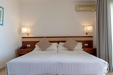 Superior 2 Beds
