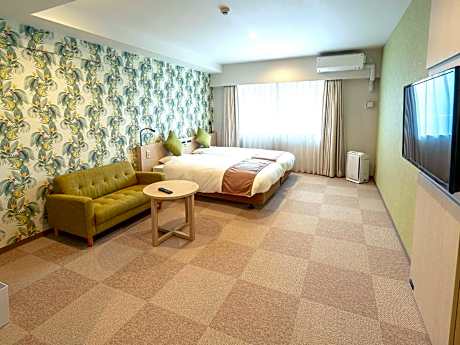 Universal Design Twin Room