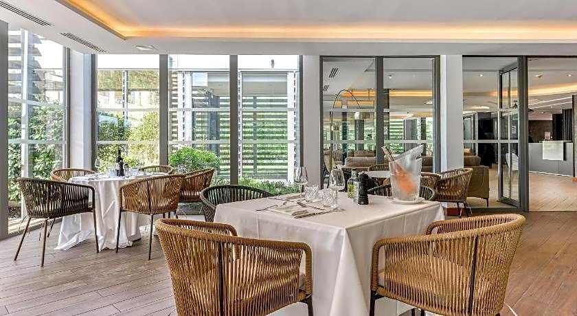 Zenitude Hotel la Valadiere, an Ascend Collection Hotel